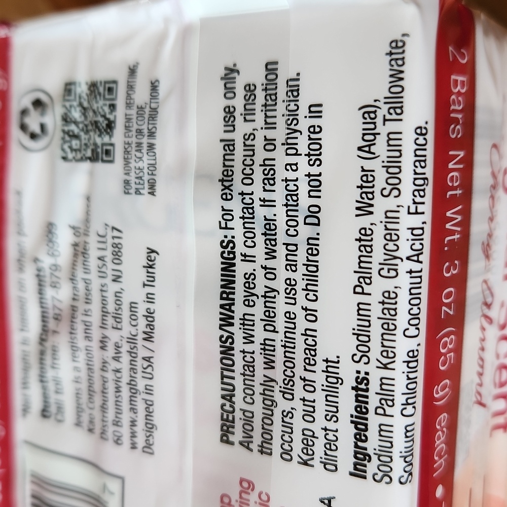 Jergens Moisturizing Hand Wash & Bar Soap Original Cherry Almond Essence‎ - Picture 10 of 10